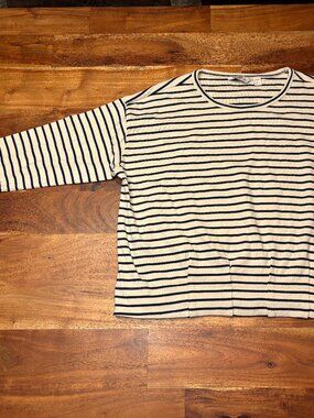 Vineyard Vines Stripe Boat Neck Top - Blue/Off-White Stripes - Size Large